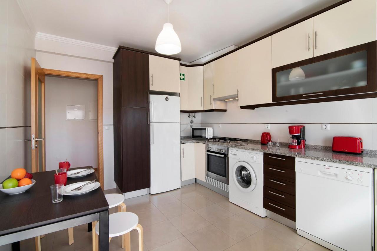 Apartamento Agua Brisa アルブフェイラ エクステリア 写真