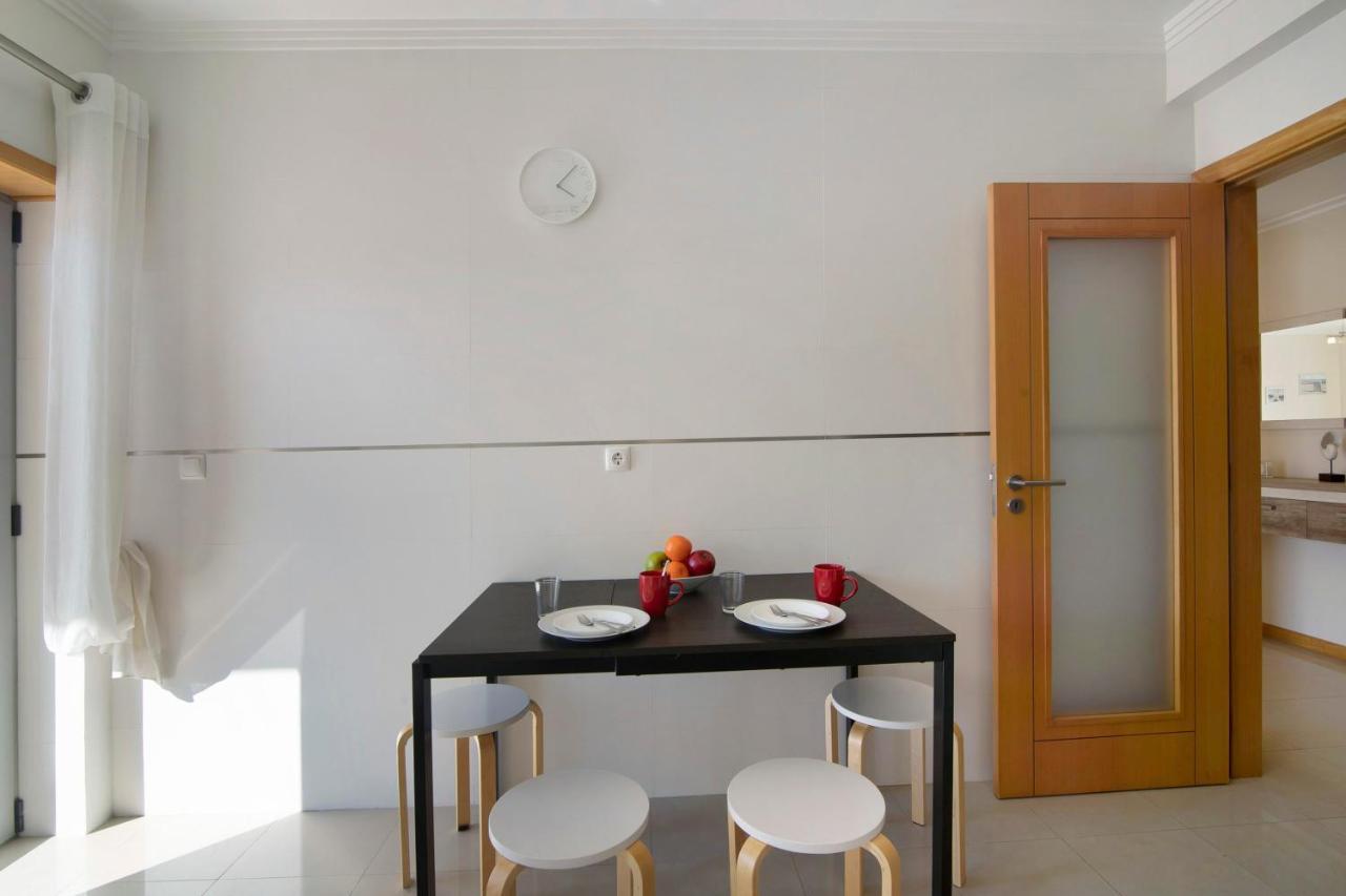 Apartamento Agua Brisa アルブフェイラ エクステリア 写真